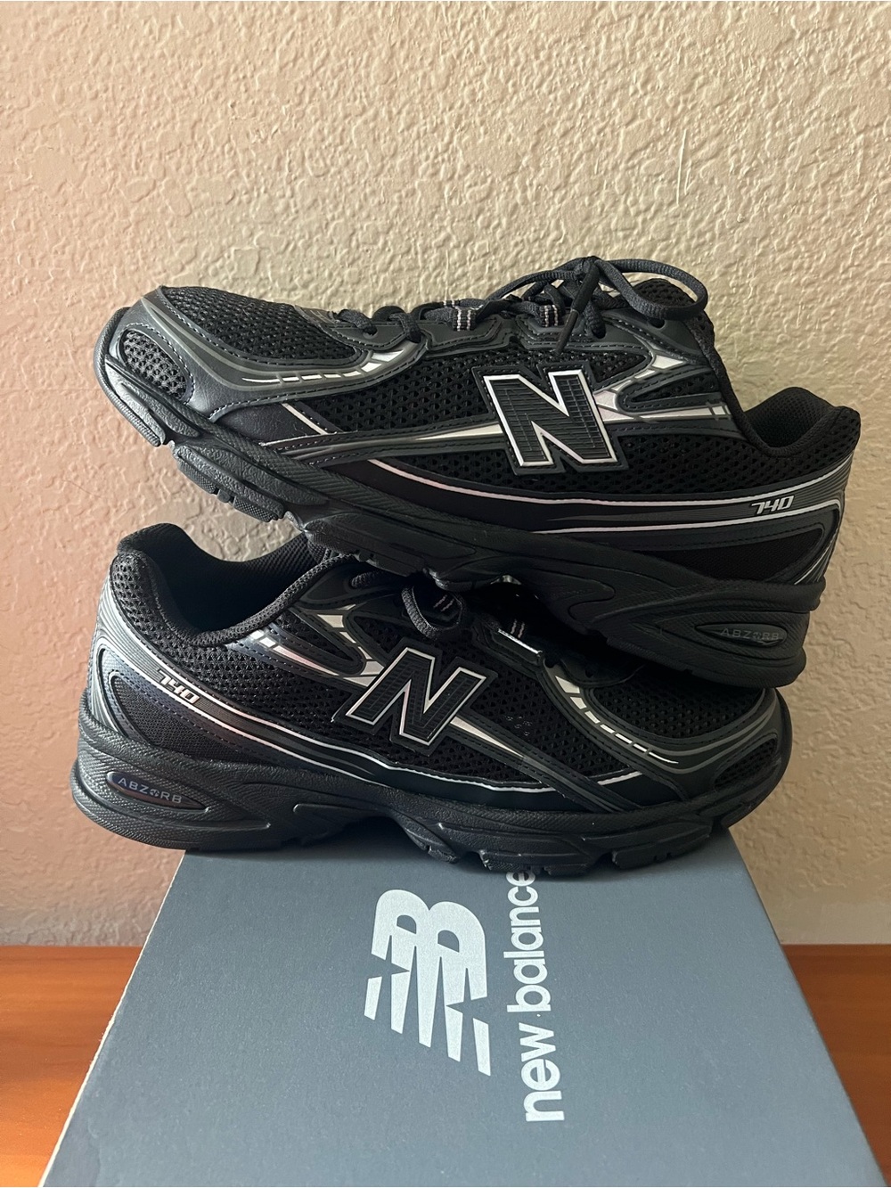 New Balance 740v2 U740BM2 Black Metallic Silver Grey Shoes Size 11.5 With Box